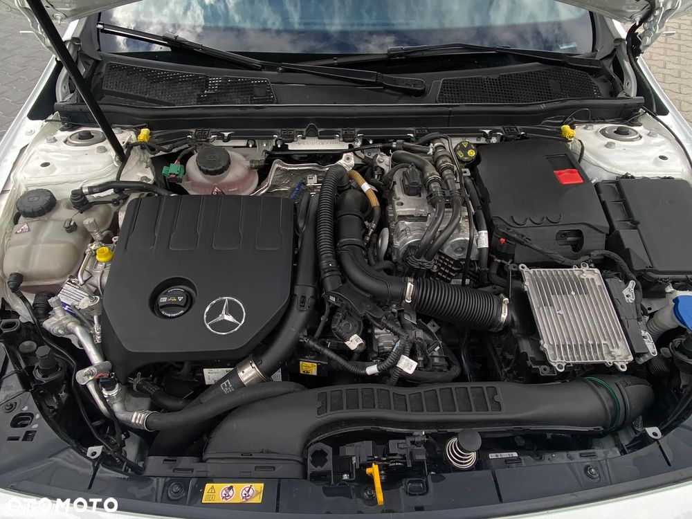 Mercedes-Benz Klasa A 250 e PHEV Progressive 8G-DCT - 31