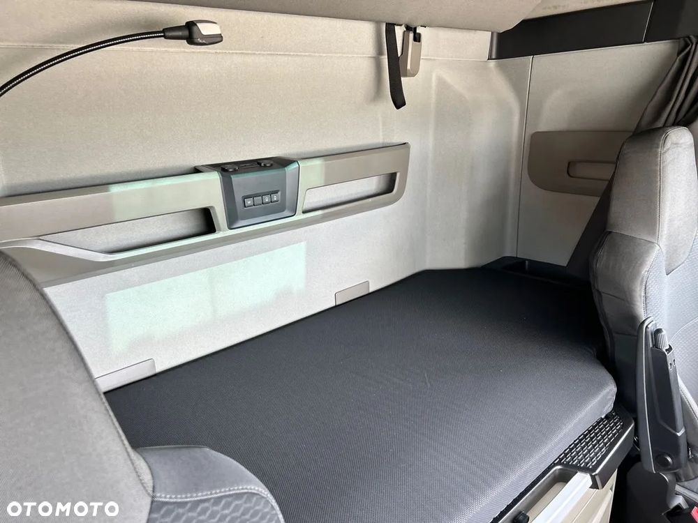 MAN TGX 18.470 4x2 LL SA - 14