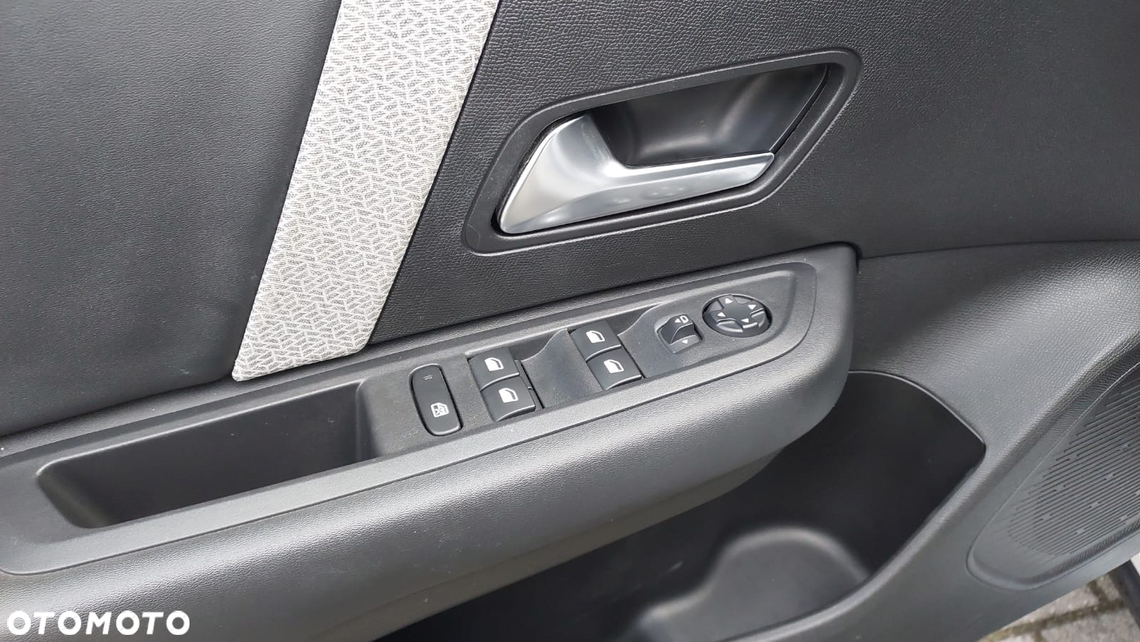 Citroën C4 1.5 BlueHDi Feel S&S - 20