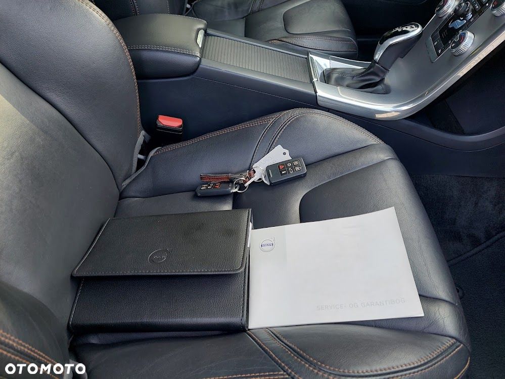 Volvo XC 60 D4 Geartronic Summum - 22