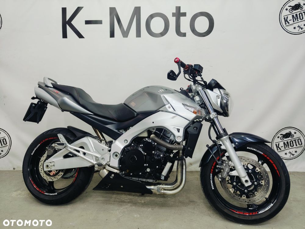 Suzuki GSR - 1