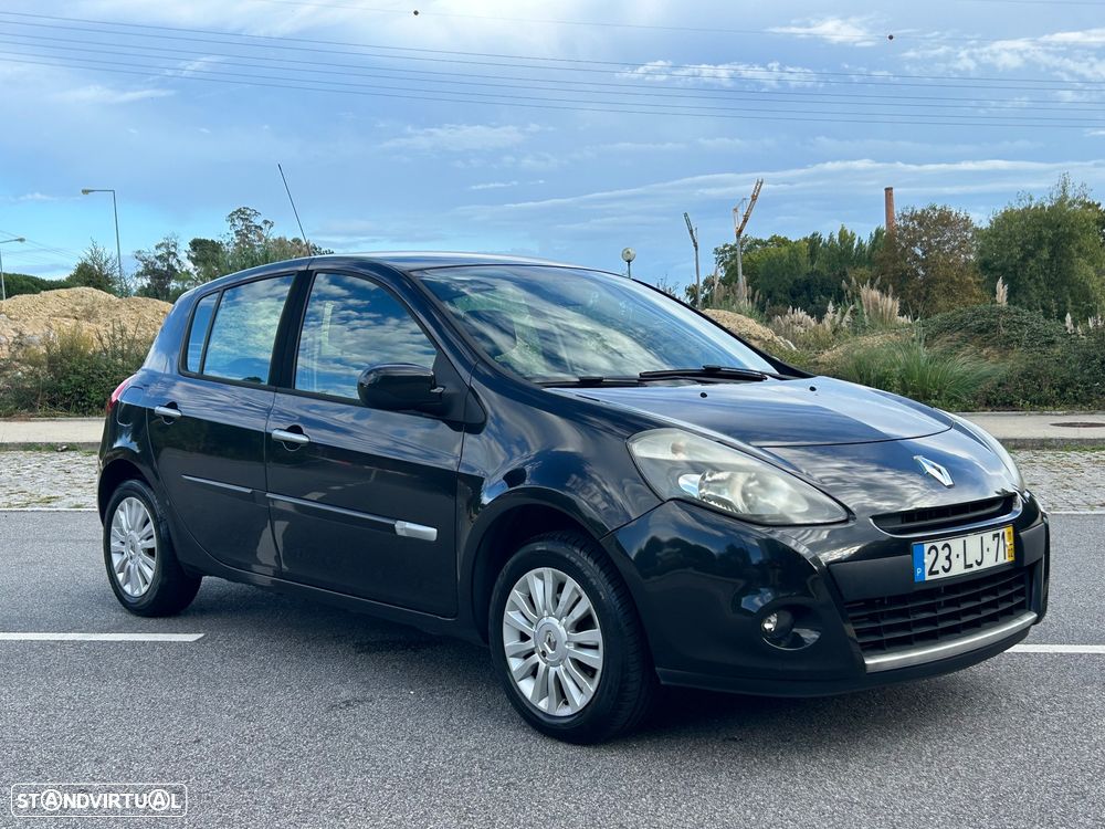Renault Clio 1.5 dCi Dynamique S - 17