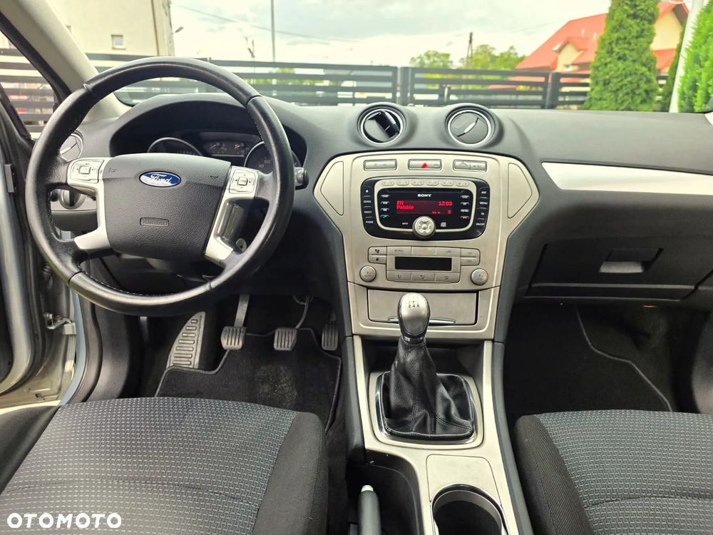 Ford Mondeo 1.6 Gold X - 9