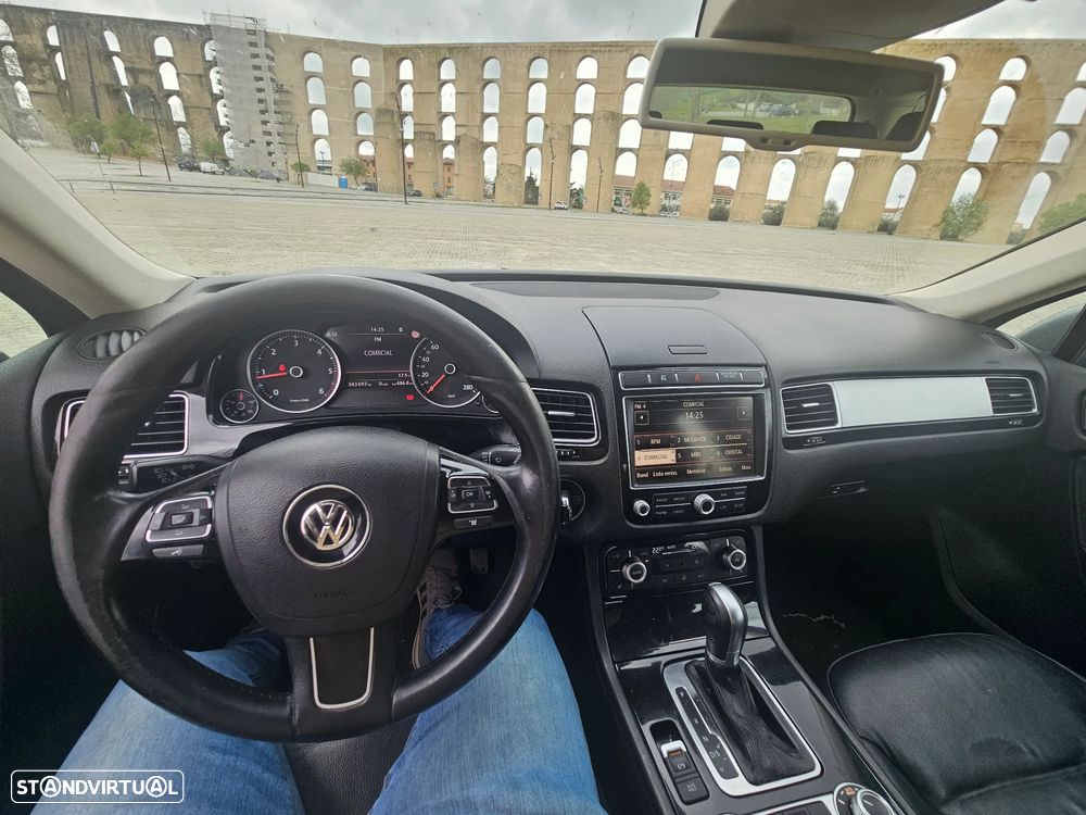 VW Touareg 3.0 TDI V6 Terrain Tech - 6