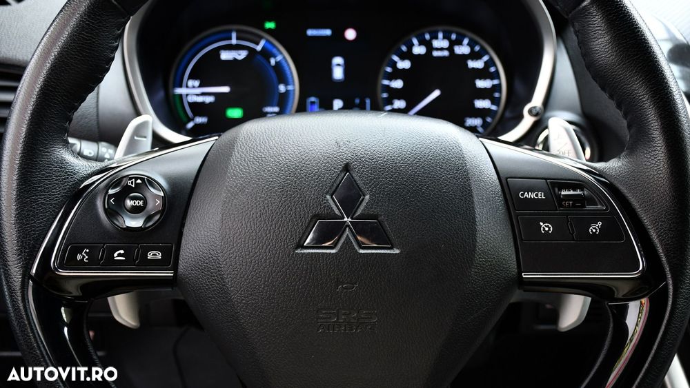 Mitsubishi Eclipse-Cross Plug-In Hybrid 4WD Plus - 21