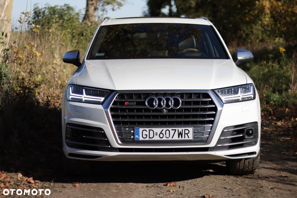 Audi SQ7 - 8