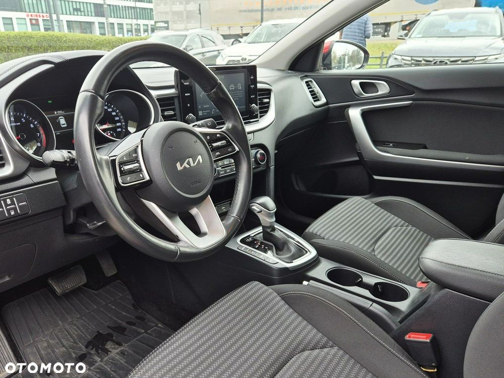 Kia Ceed 1.5 T-GDI M DCT - 10