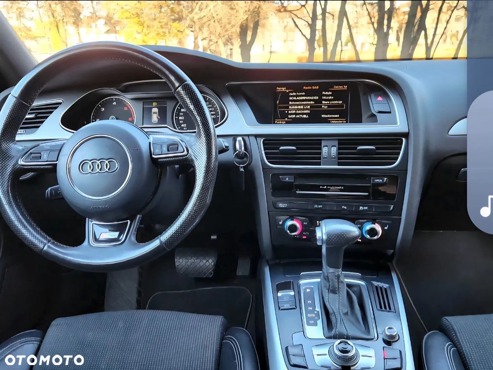 Audi A4 Avant 2.0 TDI DPF clean diesel quattro S tronic S line Sportpaket - 15