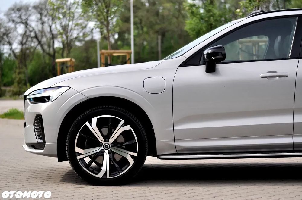 Volvo XC 60 T6 AWD Ultra Dark - 17