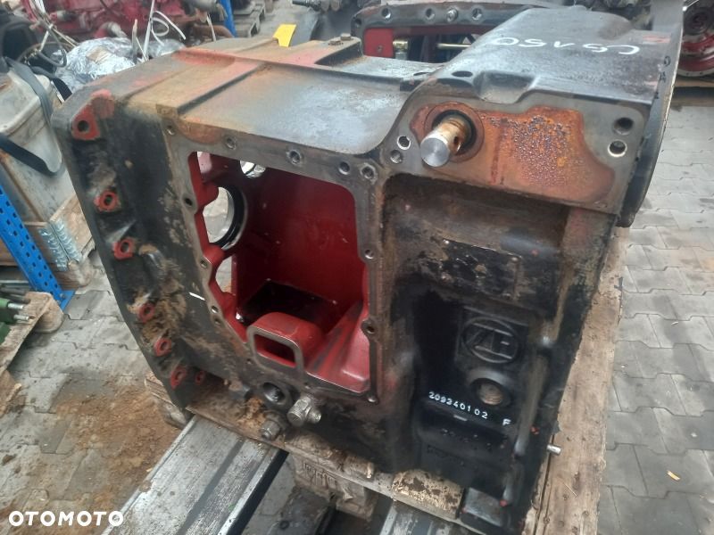 Obudowa skrzyni biegów tylna Case CS150 - 1