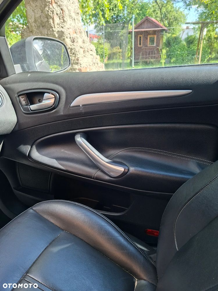 Ford Mondeo 2.0 TDCi Titanium - 12