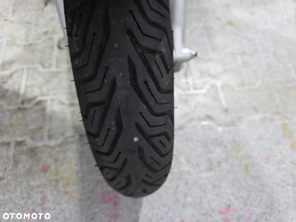 Piaggio Beverly - 27