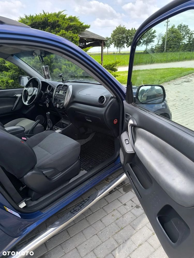 Toyota RAV4 1.8 VVT-i Luna 2WD - 28