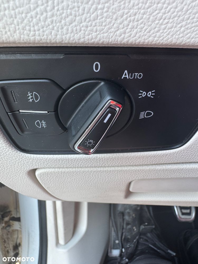 Volkswagen Passat 2.0 TDI SCR Comfortline - 28