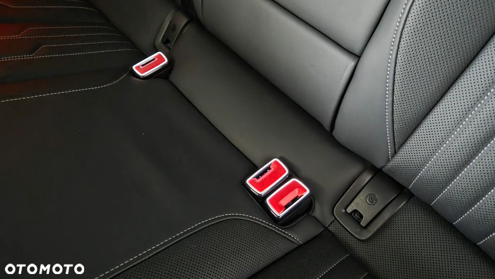 Audi A6 Avant 55 TFSI e quattro S tronic S line - 25