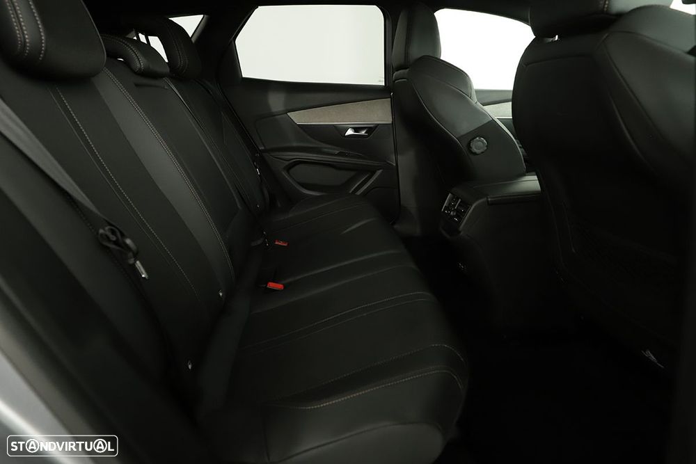 Peugeot 3008 1.2 PureTech GT EAT8 - 22