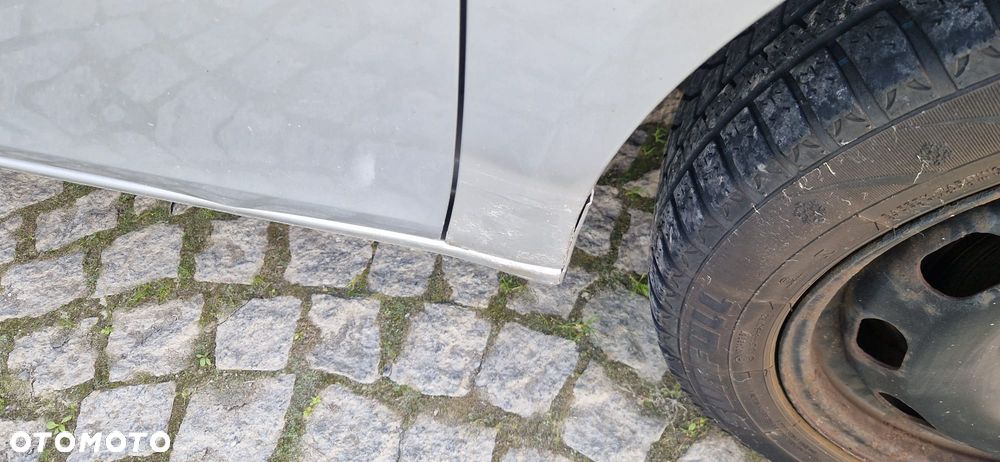 Skoda Roomster 1.4 TDI DPF Comfort - 6