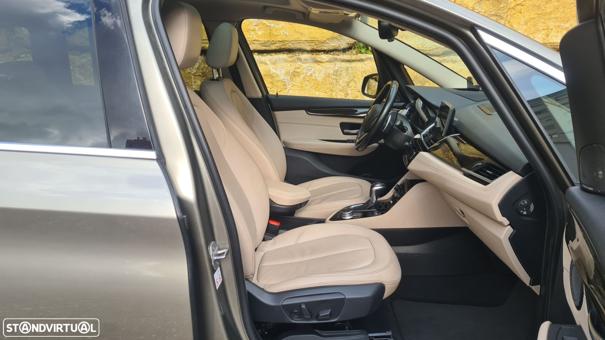 BMW 218 Gran Tourer d 7L Line Sport Auto - 39