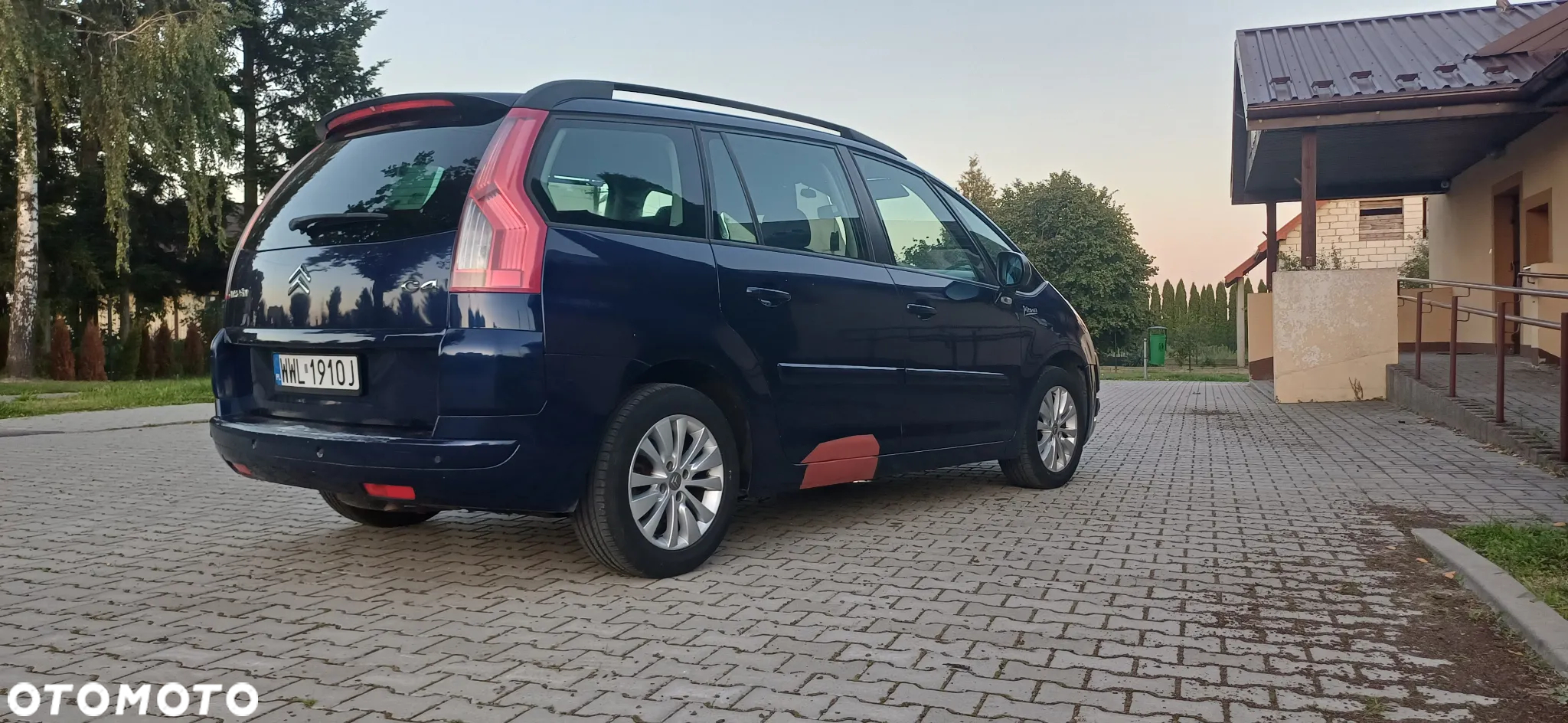 Citroën C4 Picasso 2.0 16V Exclusive - 8