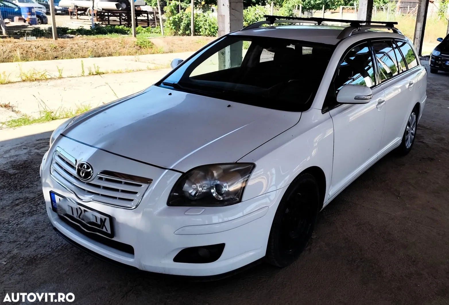 Toyota Avensis 2.0 D-4D Station Wagon Executive - 2