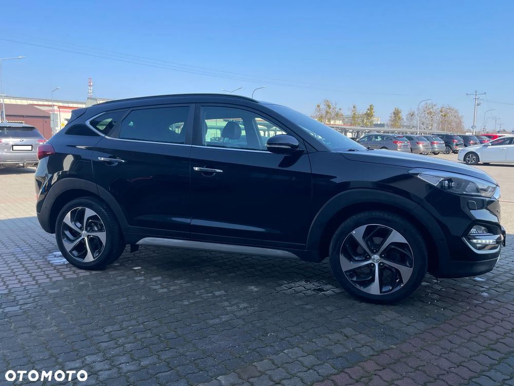 Hyundai Tucson blue 1.7 CRDi 2WD DCT Premium - 12