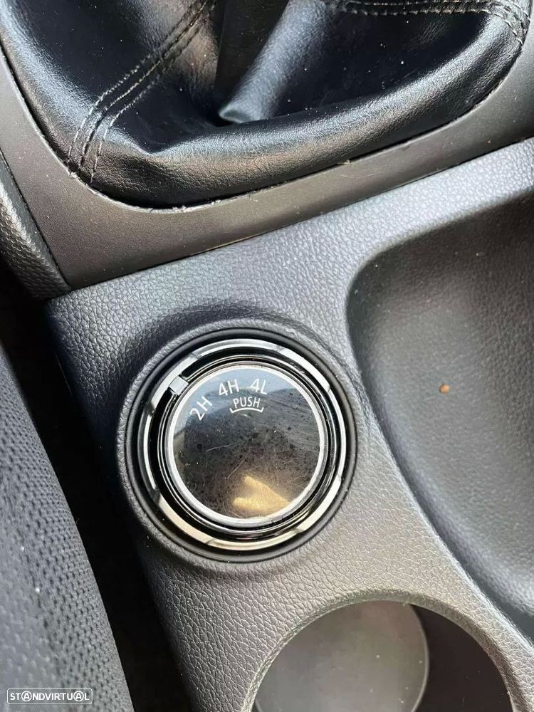 Mitsubishi l200 2.4 di-d ce 3lug club invite 4wd - 10