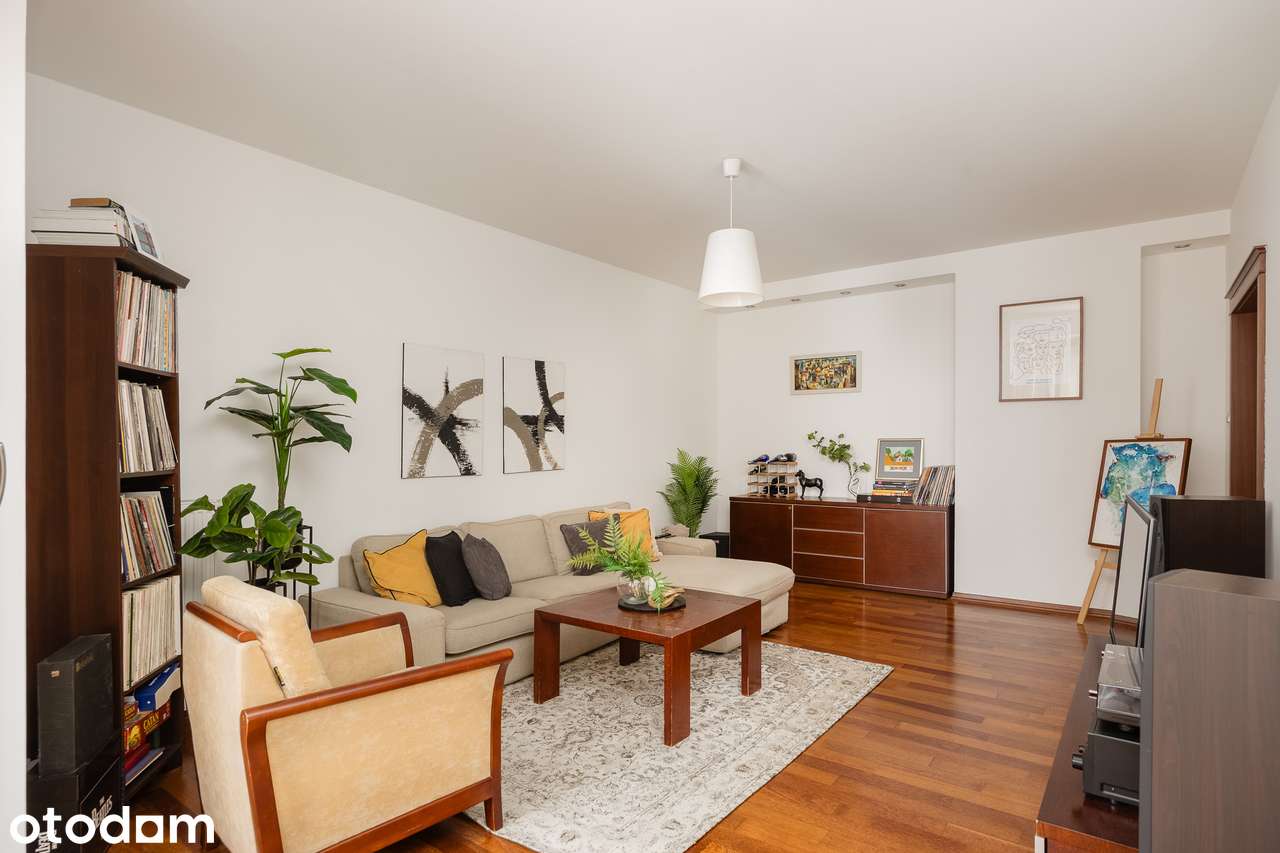 Ciche 2 pokoje (56 m²) z osobną kuchnią i garażem – Mokotów