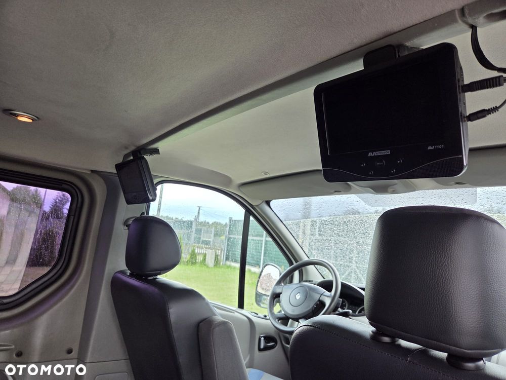 Renault TRAFIC LONG KLIMA TEMPOMAT ORYGINAŁ DUBEL KABINA ZADBANY FULL OPCJA DOPOSAŻONY - 10