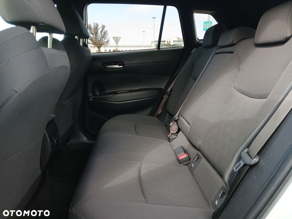 Toyota Corolla Cross - 16