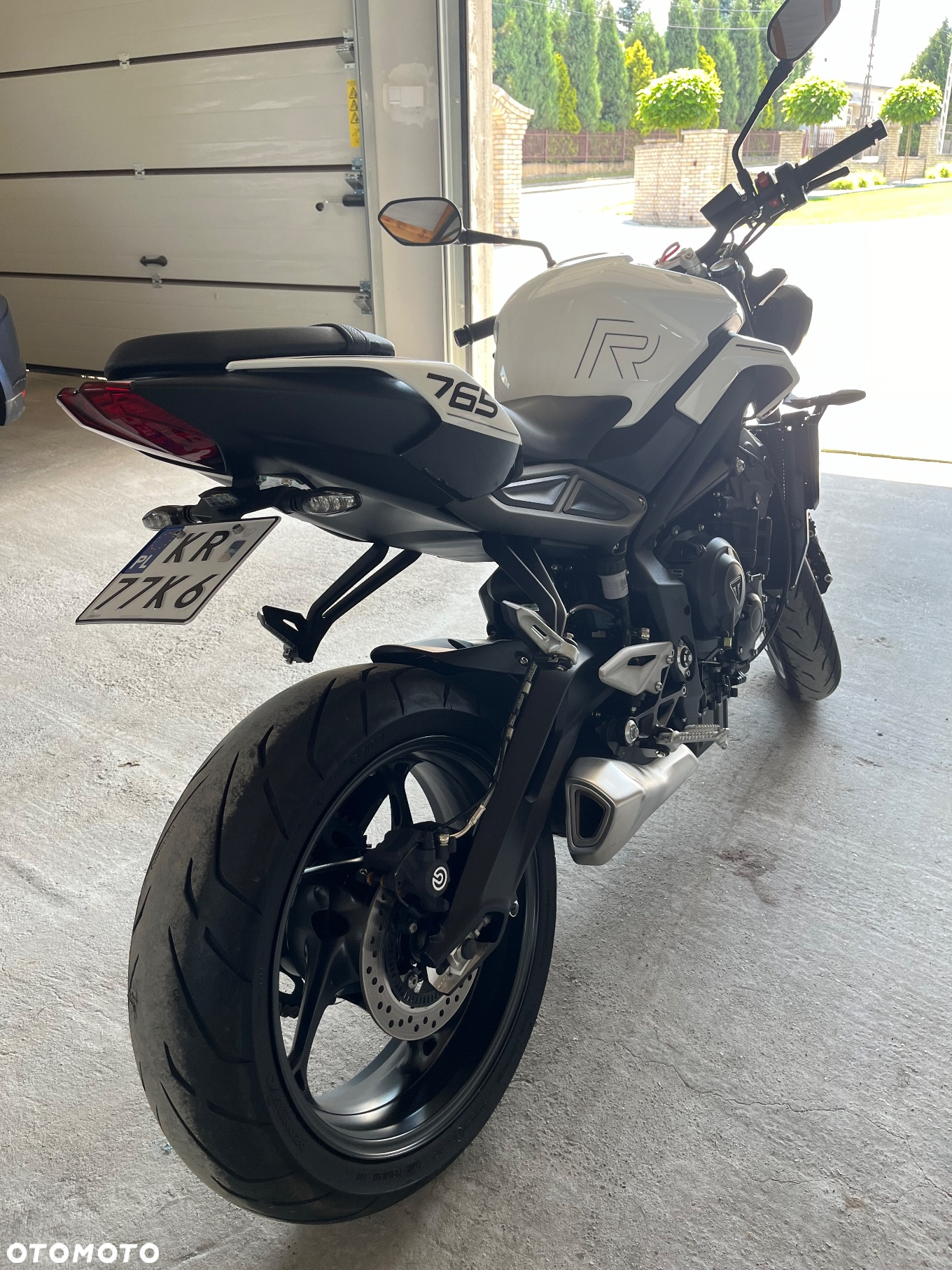 Triumph Street Triple - 4