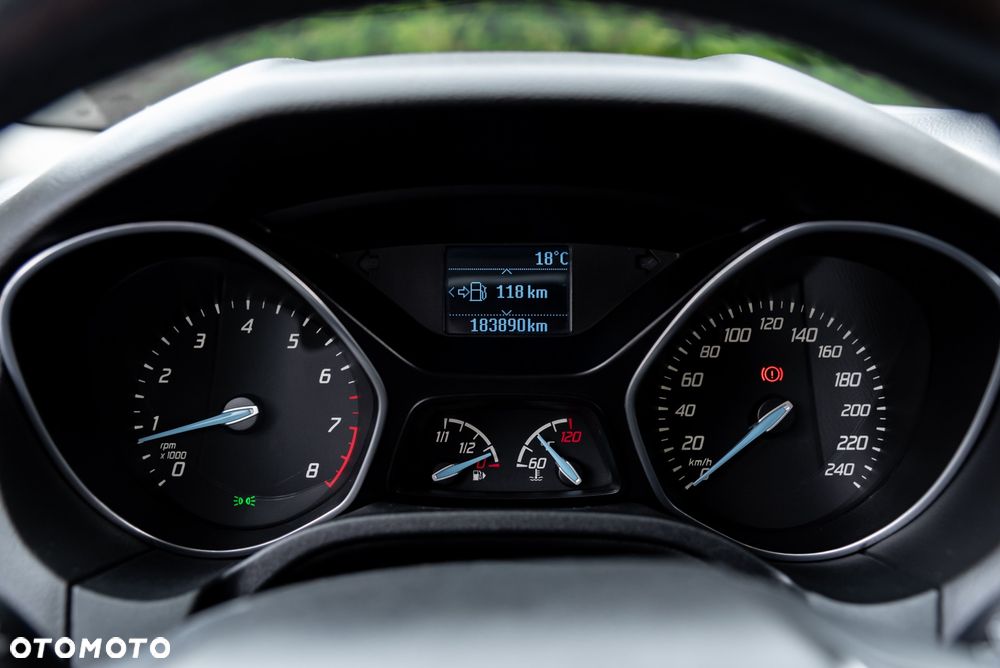 Ford Focus 1.0 EcoBoost Start-Stopp-System TREND - 28