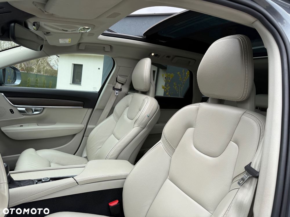 Volvo V90 Cross Country T5 AWD Pro - 5