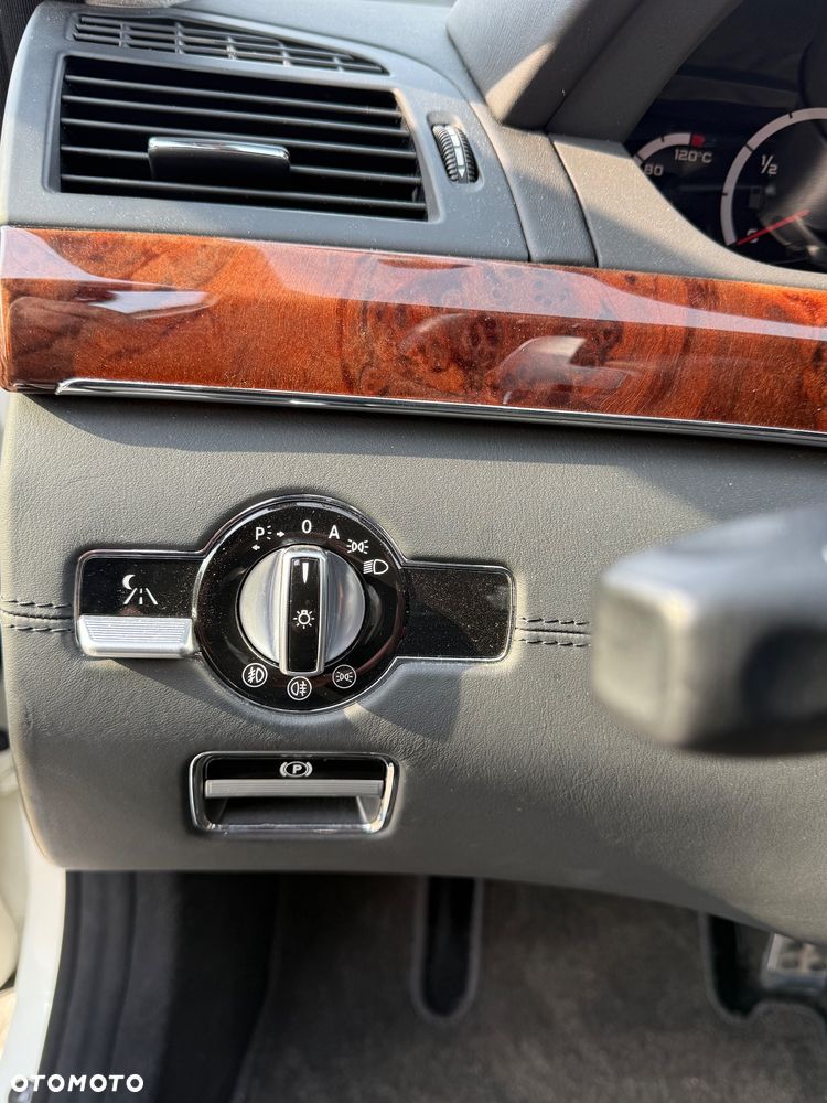 Mercedes-Benz Klasa S 63 AMG L 7G-TRONIC - 31