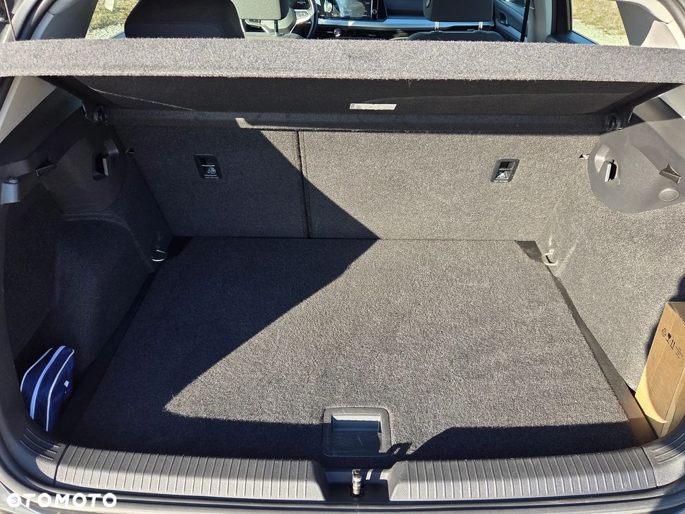 Volkswagen Golf - 16