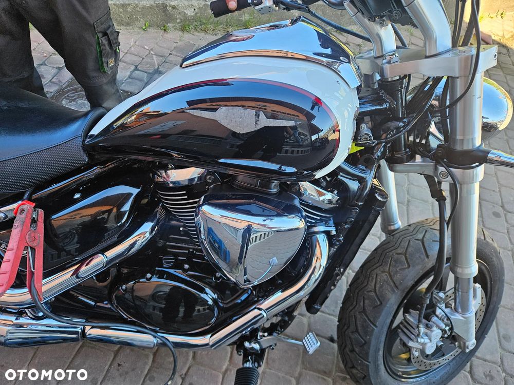Suzuki VL 800 Volusia - Boulevard C50 - 24