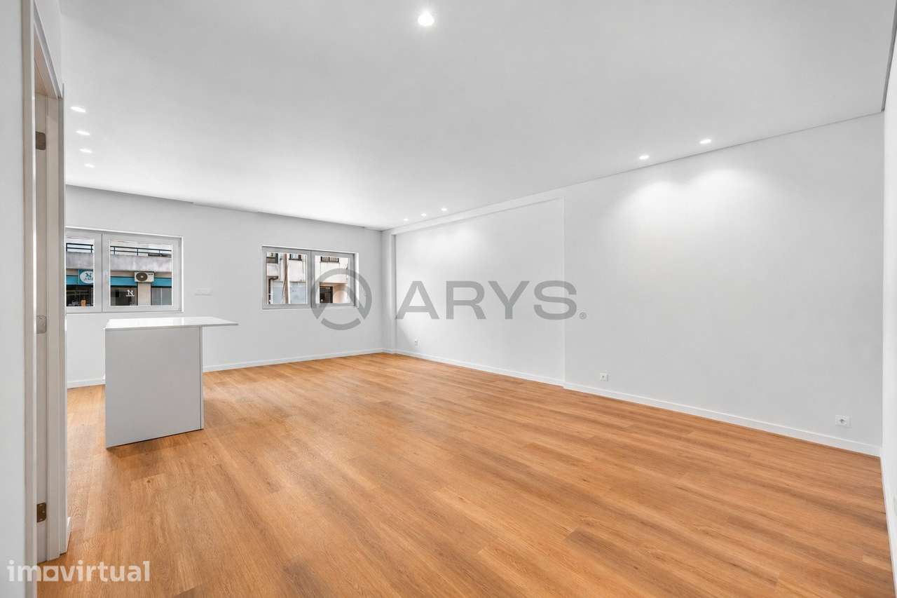 T3 TOTALMENTE REMODELADO COM TERRAÇO E GARAGEM FECHADA | BRAGA - Grande imagem: 4/29