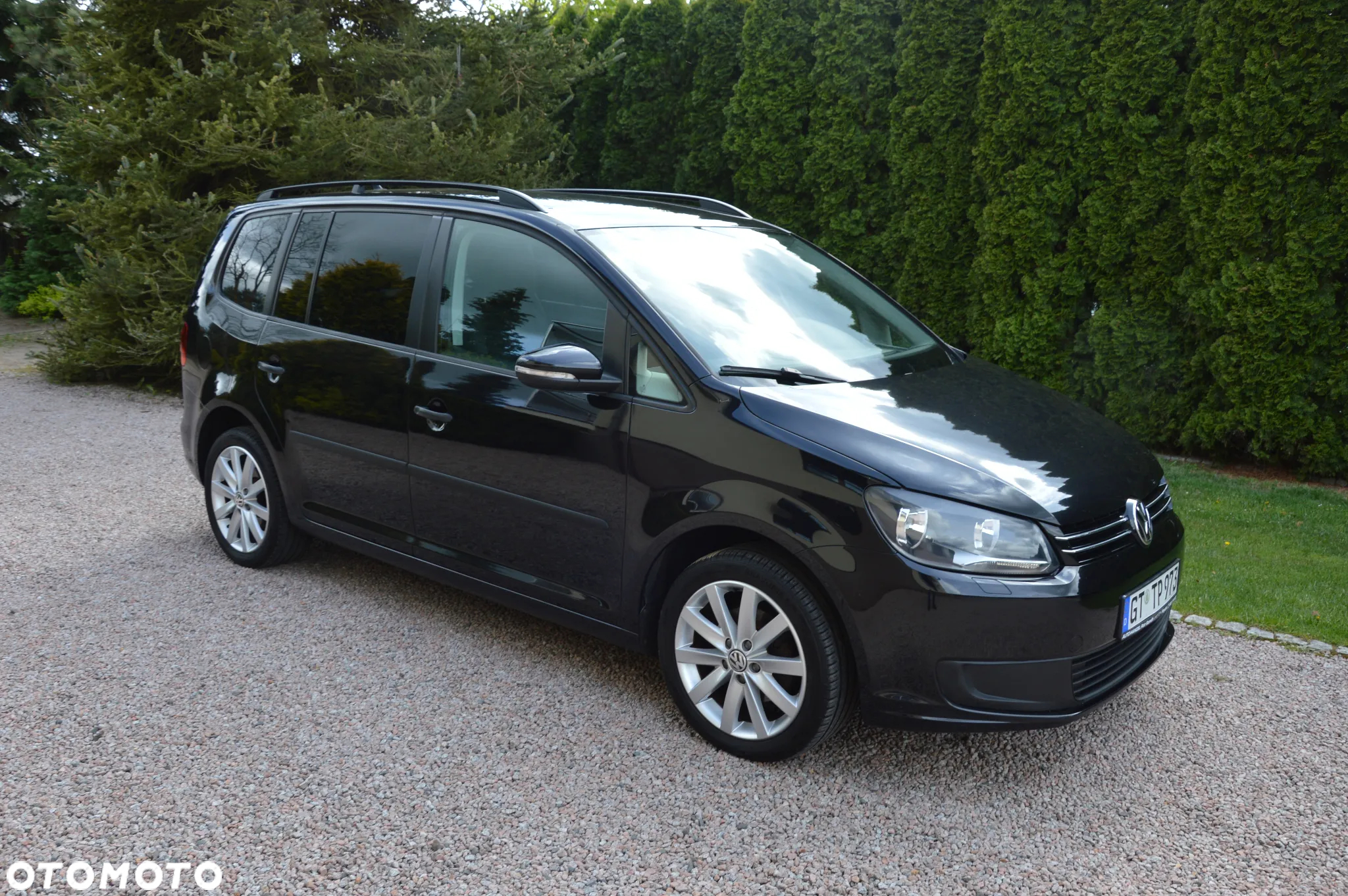 Volkswagen Touran - 10