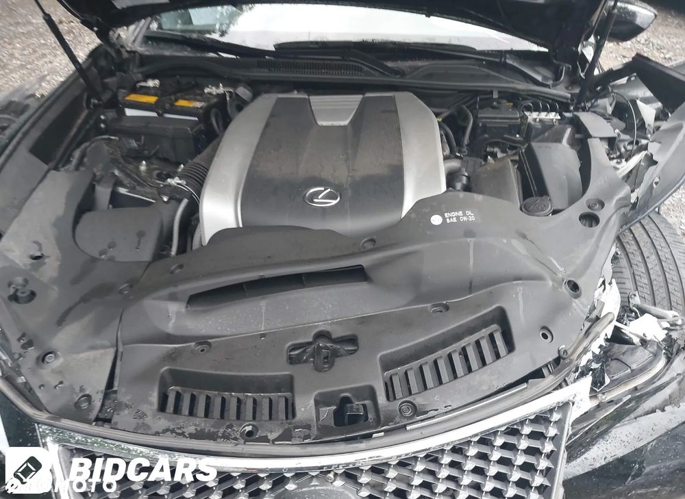 Lexus RC - 5