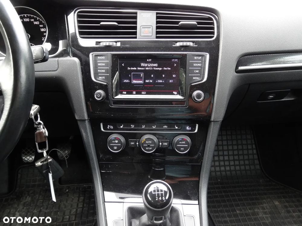 Volkswagen Golf 1.4 TSI BMT Comfortline Perfectline - 27