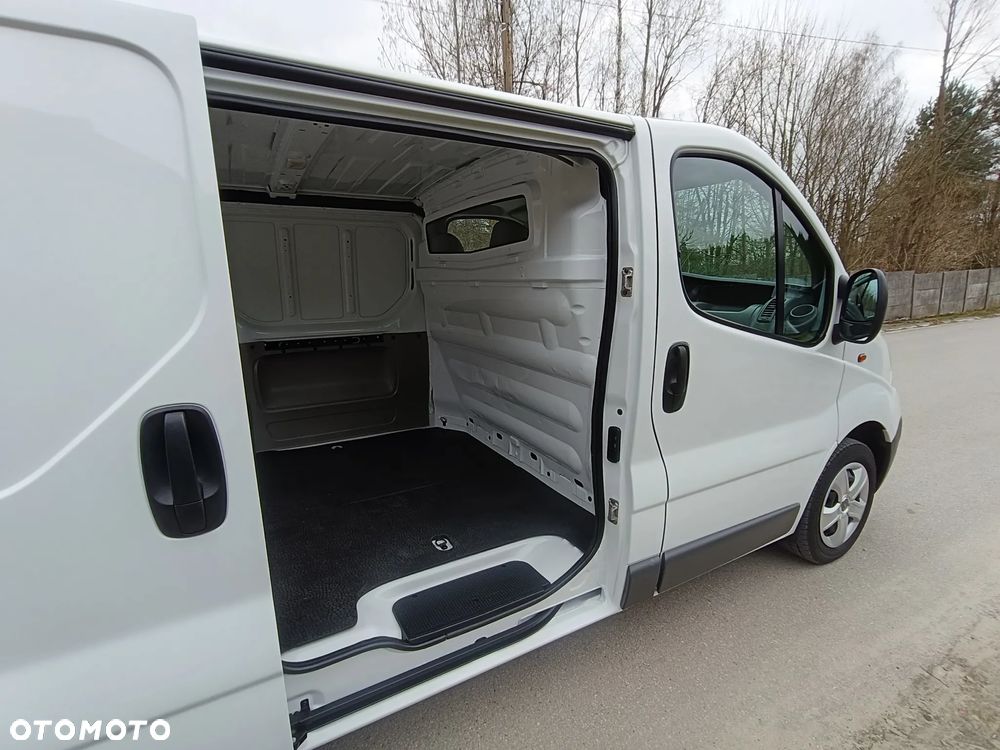 Opel Vivaro - 17