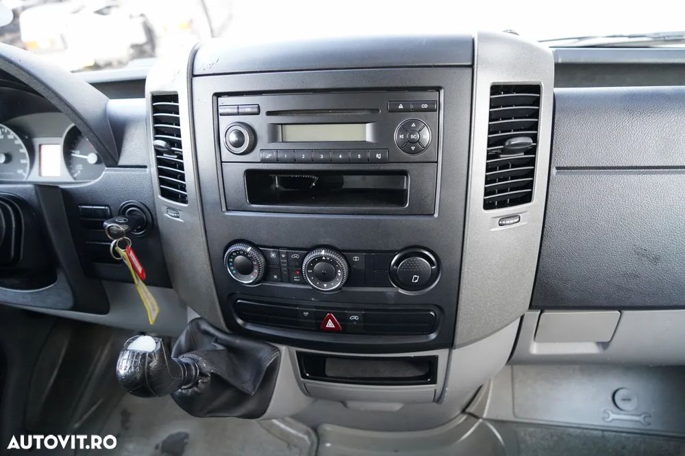 Mercedes-Benz SPRINTER 511 CDI / CONTAINER / DHOLLANDIA LIFT / TWIN / IMPORTAT - 30