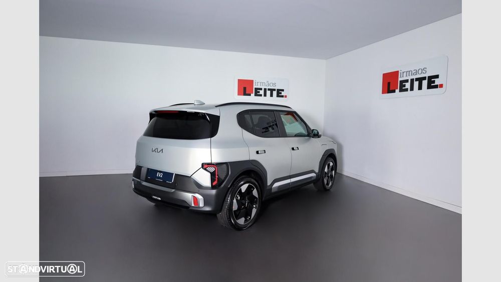 Kia EV2 42.2 kWh Drive - 23