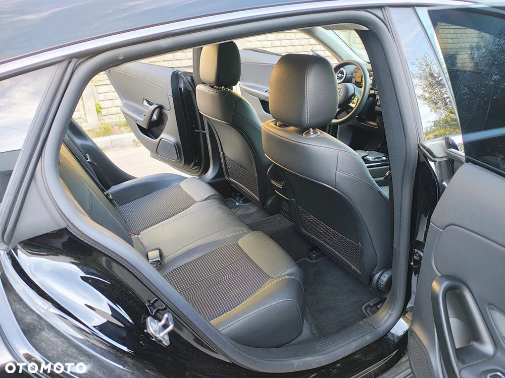 Mercedes-Benz CLA - 18