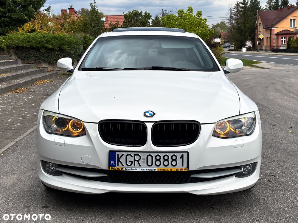 BMW E92 2012 photo 2