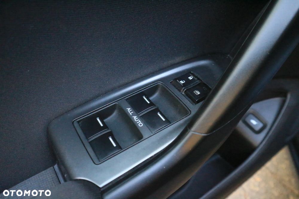 Honda Accord 2.0 Elegance - 34