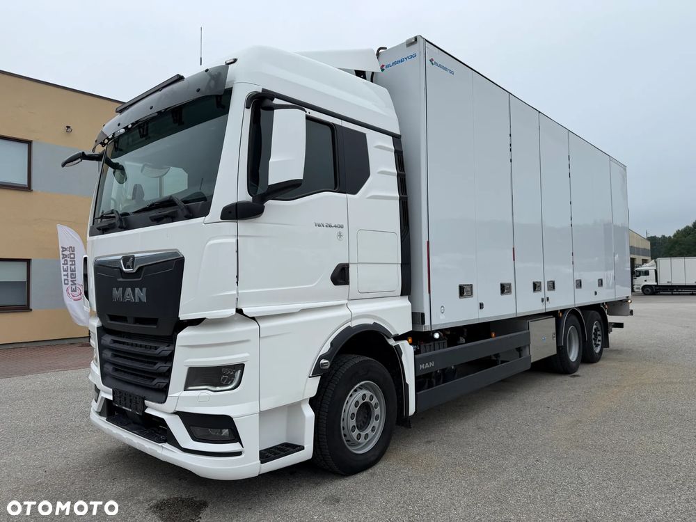 MAN TGX 26.400 6X2*4 EURO6 + SIDE OPENING - 1