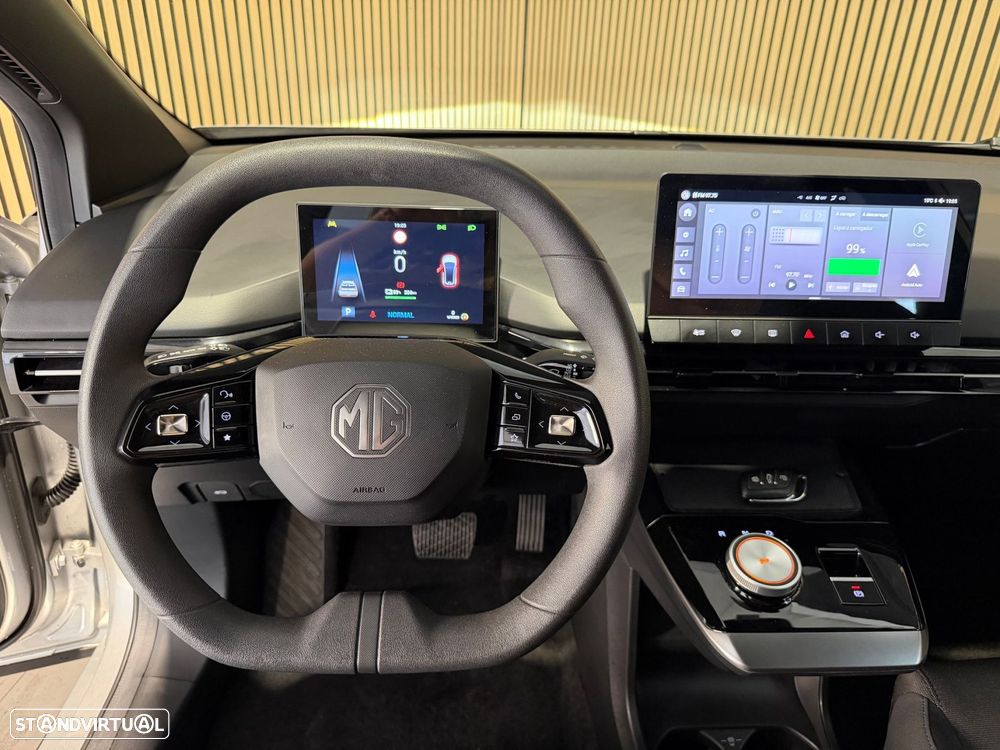 MG MG4 51 kWh Standard - 8