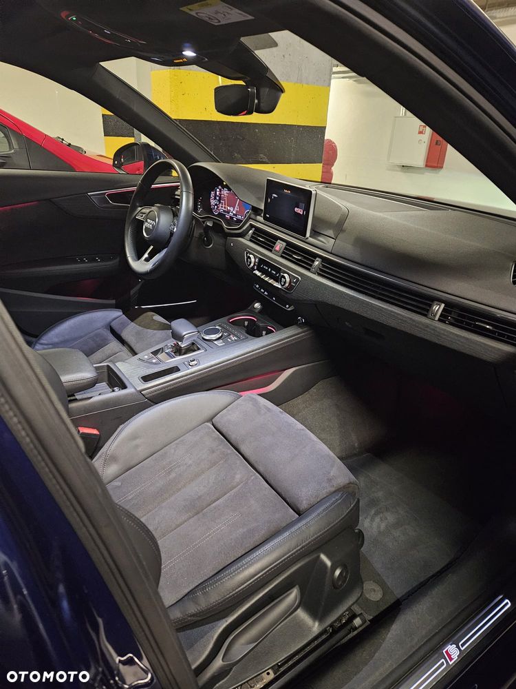 Audi A4 Limousine 2.0 TFSI ultra S tronic - 10