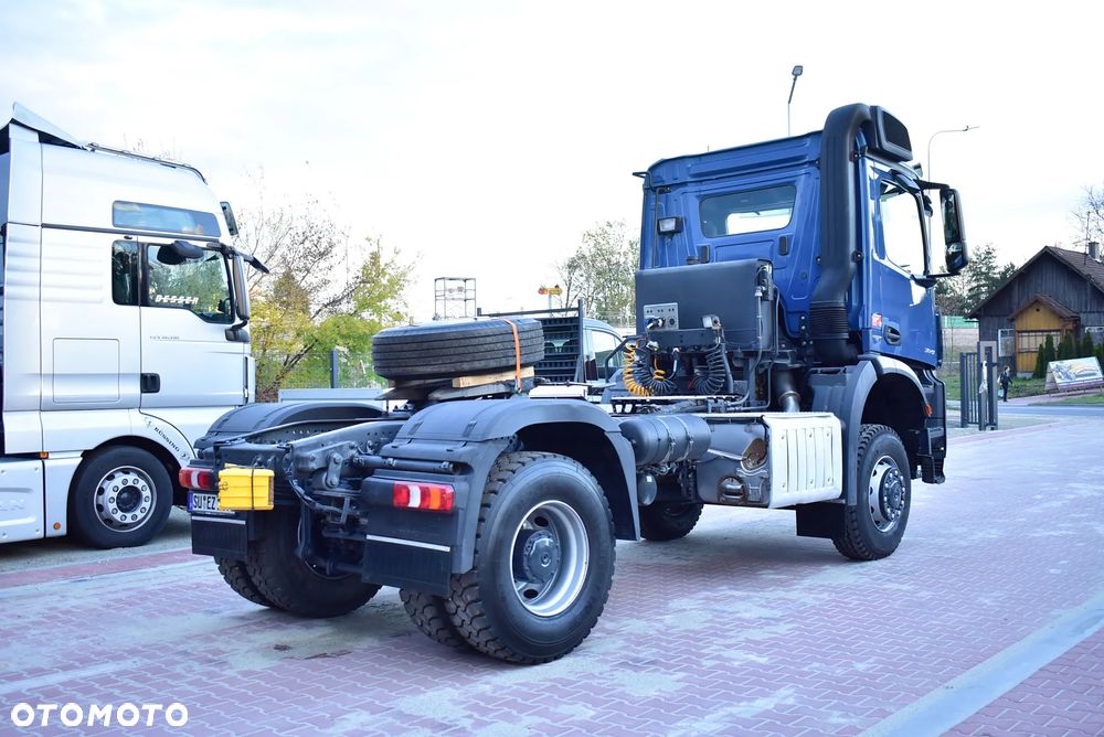 Mercedes-Benz Arocs 2042 Ciągnik siodłowy 4x4! Na Moście ! Reduktor ! RESOR ! Hydraulika Sprowadzony z Niemiec ! - 7