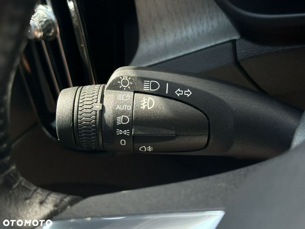 Volvo XC 40 T5 Plug-In Hybrid Inscription - 28